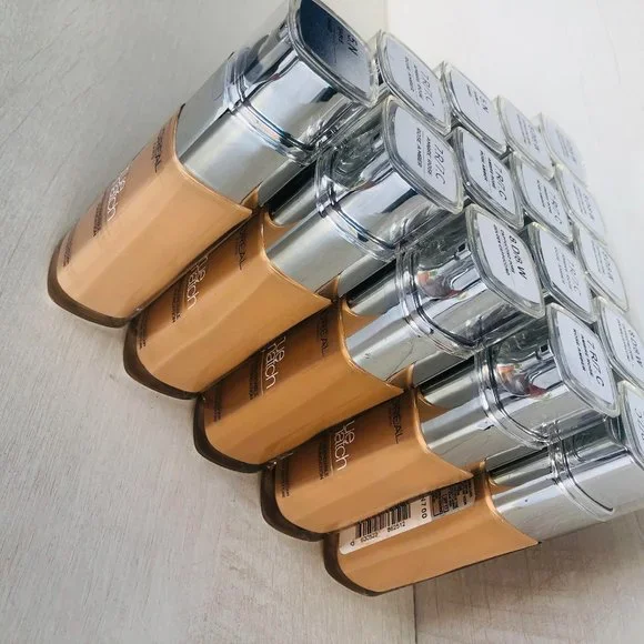 Loreal Tru Match Super- Blendable Foundation "Variety Shades" - Picture 4 of 6